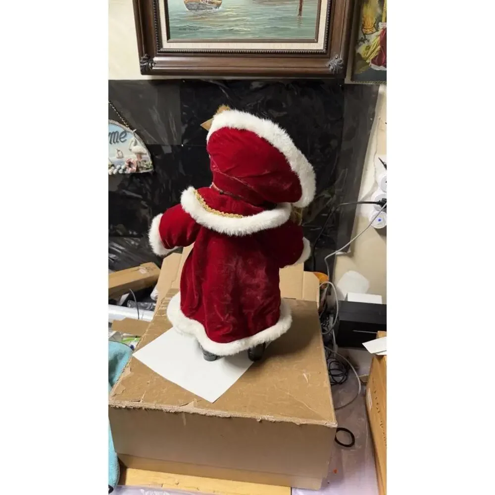 Holiday Elegance Christmas Bear Couple 22” Plush Figurines w Dogs Decor‎